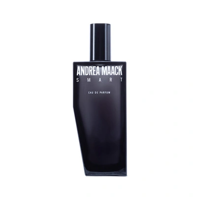 Andrea Maack Smart